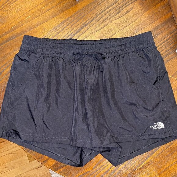 The North Face Black Drawstring Shorts - Picture 4 of 12
